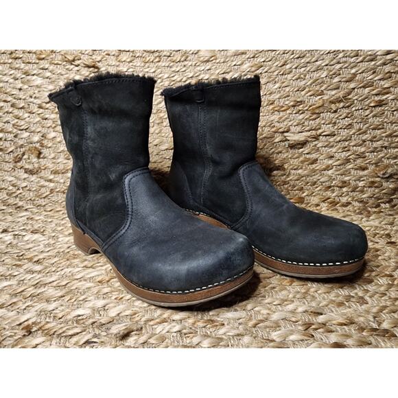 Dansko Bettie Womens Black Booties Boots Leather Nubuck Lined Fur EU 39 US 8.5 - Picture 4 of 12